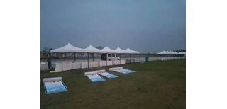 南寧廣告?zhèn)?戶外擺攤利器，遮陽(yáng)避雨全能的折疊四角傘